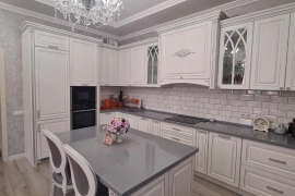 Дом с хорошим ремонтом.